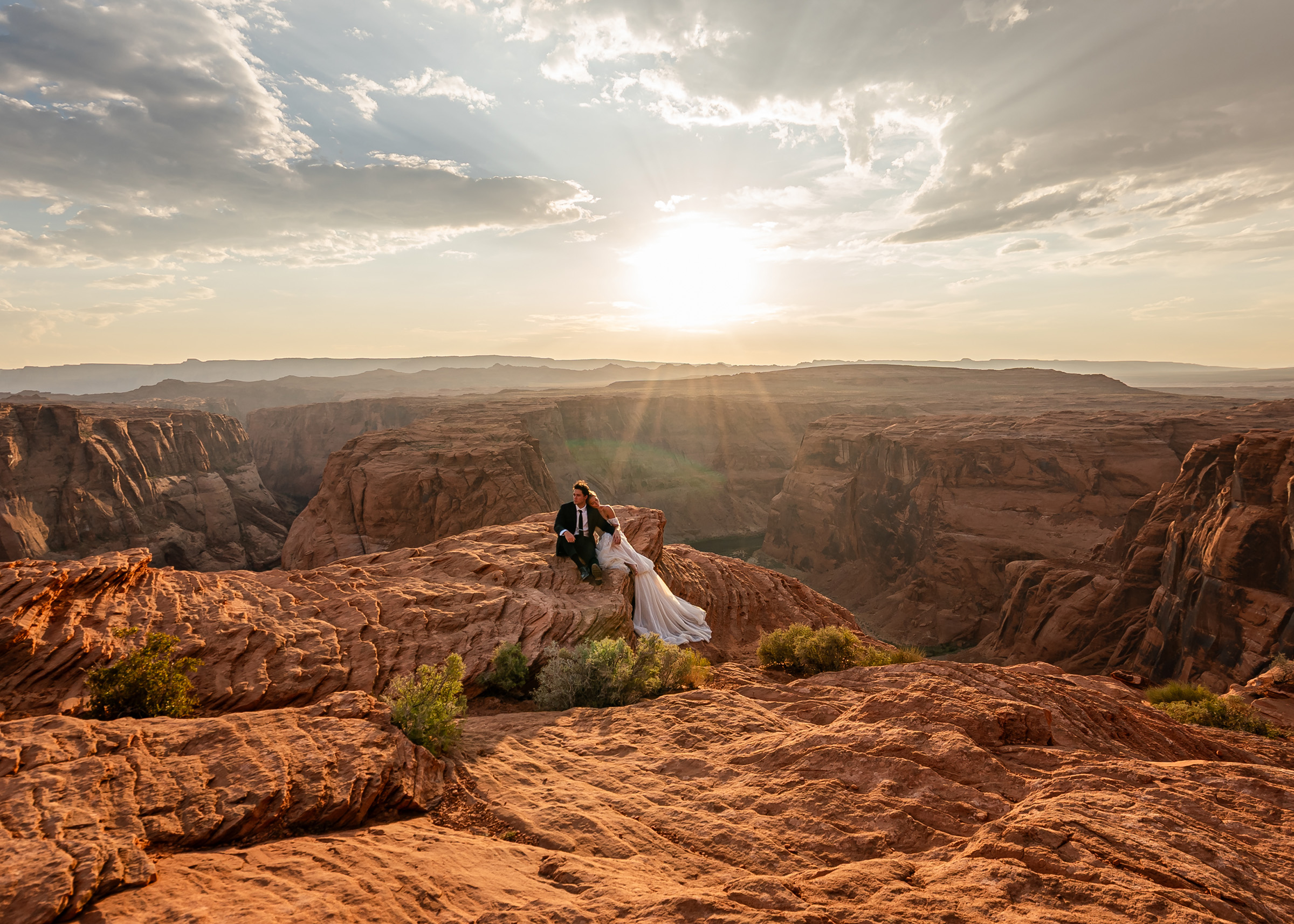 Horseshoe Bend Summer Wedding